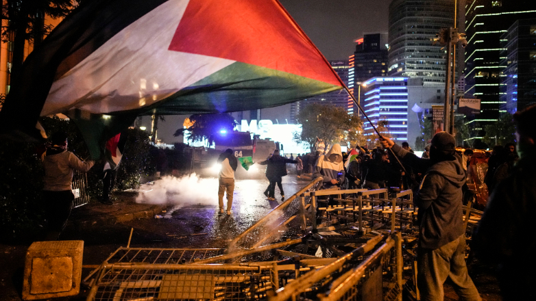 Ένας νεκρός και 63 τραυματίες στην Κωνσταντινούπολη σε διαδήλωση κατά του Ισραήλ
