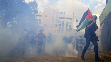 Μεσανατολικό: Δεύτερη μέρα διαδηλώσεων σε αραβικές χώρες μετά το φονικό χτύπημα στο νοσοκομείο στη Γάζα