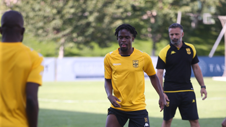 Πρόβλημα στον Άρη και με τον Εμβοντό