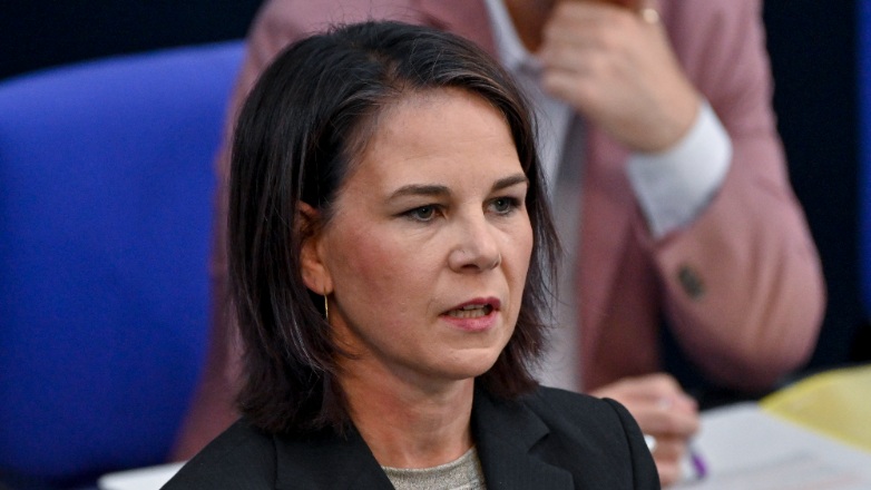 Γερμανία: Η Αναλένα Μπέρμποκ θα ταξιδέψει σε Ισραήλ, Ιορδανία και Λίβανο