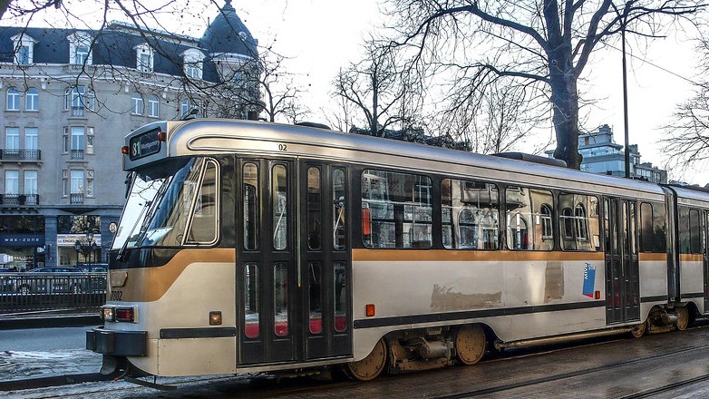 Βέλγιο: Συναγερμός το πρωί στις Βρυξέλλες για οπλισμένο άνδρα σε τραμ