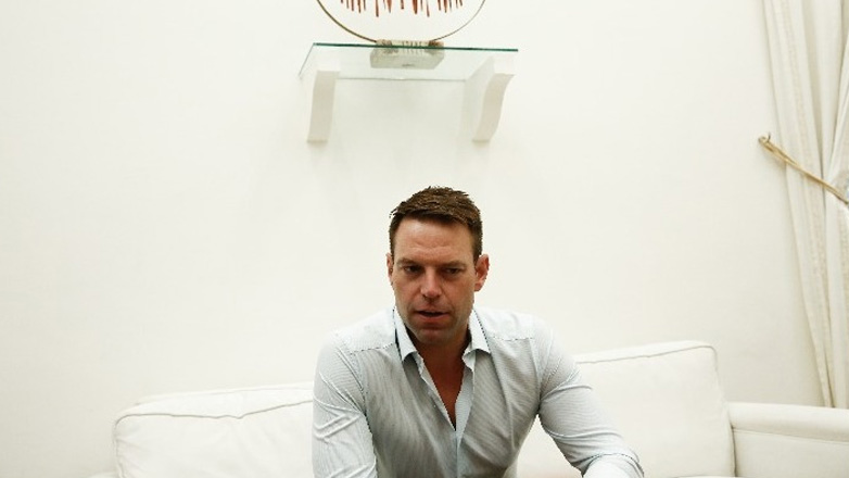 Στ. Κασσελάκης: Η πολιτική κρατάει ισορροπίες. Η τέχνη ποτέ