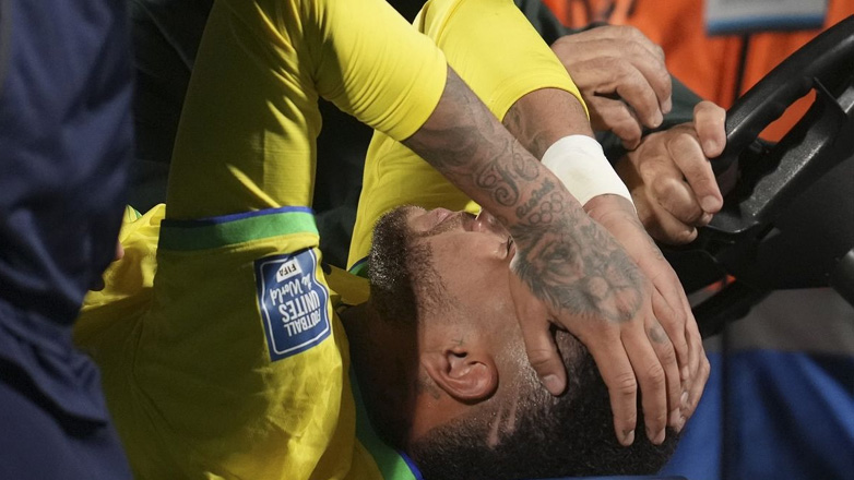 Τεράστια «ζημιά» για τον Νεϊμάρ: Υπέστη ρήξη πρόσθιου χιαστού και μηνίσκου