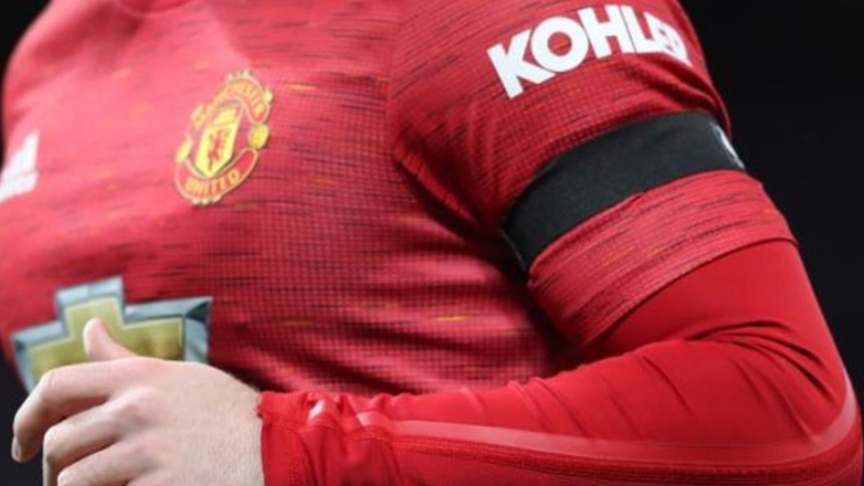 Premier League: Μαύρα περιβραχιόνια και ενός λεπτού σιγή στα ματς της 9ης αγωνιστικής