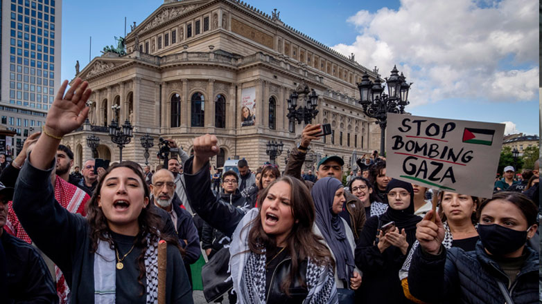 Στη Γαλλία και στη Γερμανία, υποστηρικτές των Παλαιστινίων λένε πως κάνουν αγώνα για να ακουστούν