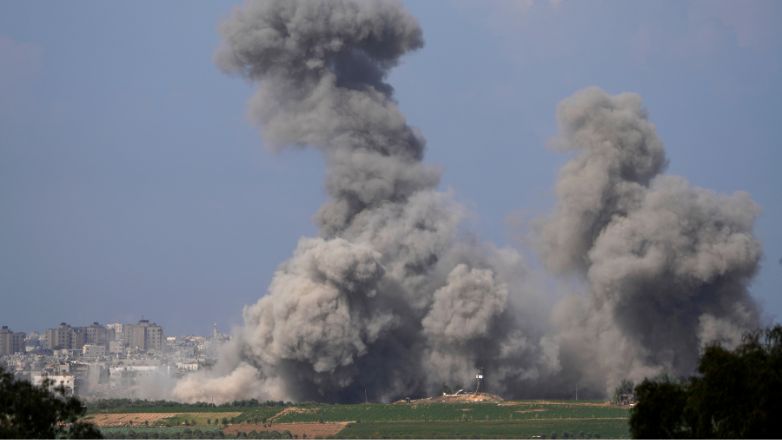 Ολονύχτιοι βομβαρδισμοί στη Γάζα