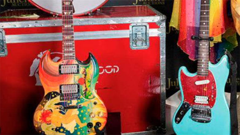 Πωλούνται σε δημοπρασία κιθάρες των Έρικ Κλάπτον και Κερτ Κομπέιν Πωλούνται σε δημοπρασία κιθάρες των Έρικ Κλάπτον και Κερτ Κομπέιν