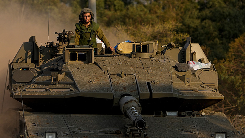 «Εντείνουμε αμέσως τα πλήγματά μας στη Γάζα»