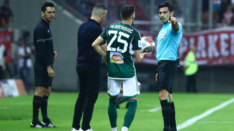 Ολυμπιακός: «Ο διαιτητής ενημέρωσε ότι δεν έπεσε κάτι στην αντίληψη του και κατ’αυτόν πρέπει να συνεχιστεί το ματς»