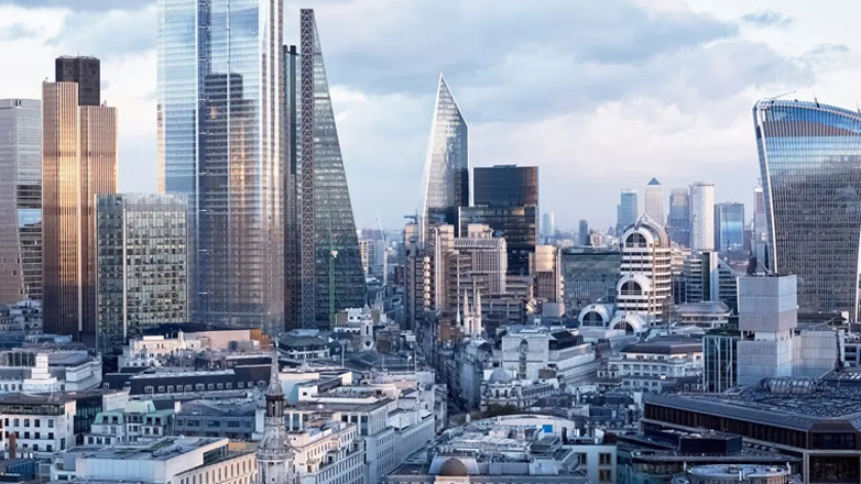 Πώς το City του Λονδίνου πούλησε το ευρωπαϊκό ποδόσφαιρο