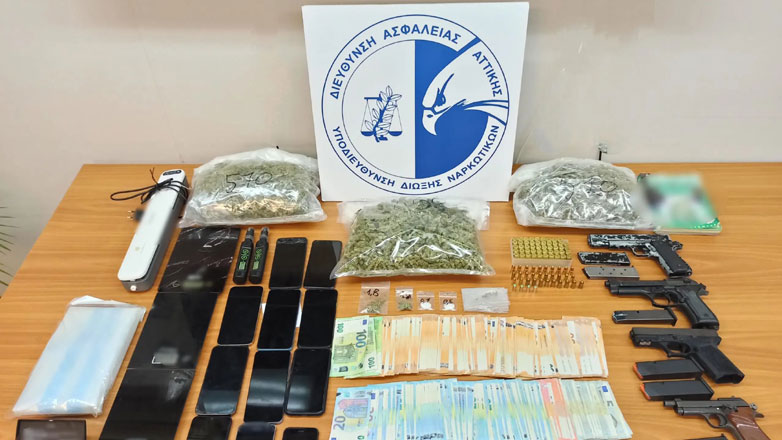 Νέα Μάκρη: Εντοπίστηκε πλήρως εξοπλισμένο εργαστήριο καλλιέργειας κάνναβης σε οικία