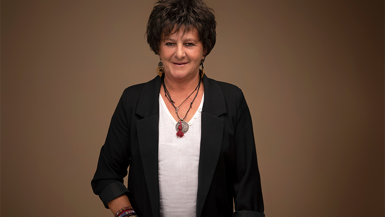 Η Φωτεινή Βελεσιώτου στη Σφίγγα