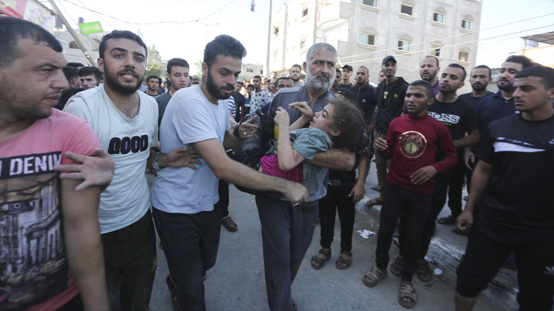 Ένας νεκρός και 44 τραυματίες από βομβαρδισμό κοντά σε σχολείο της UNRWA στη Ράφα