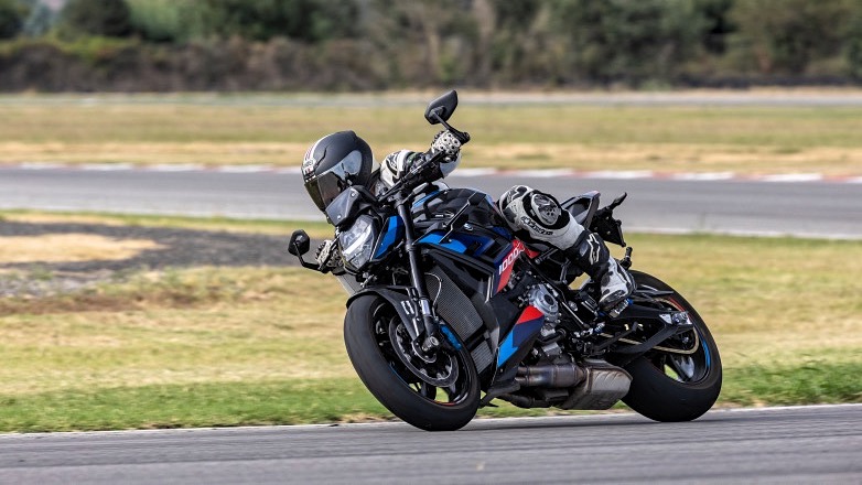 BMW M 1000 R Competition: Μοτοσυκλέτα για χρήση στο δρόμο και στην πίστα