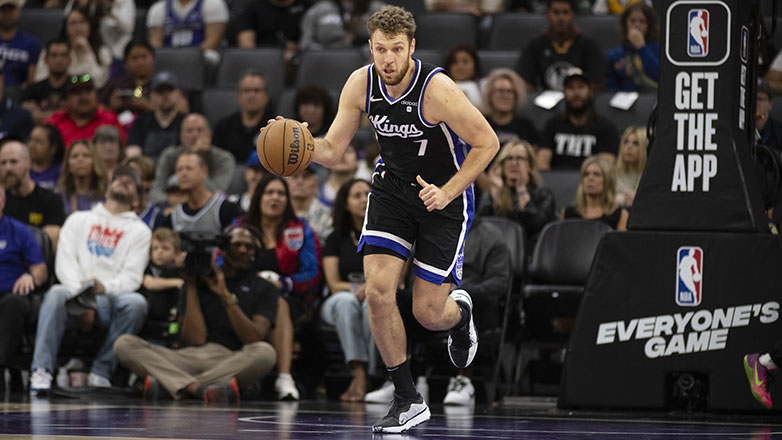 NBA: Θετικό του ντεμπούτο του Βεζένκοφ στη νίκη των Κινγκς επί των Τζαζ