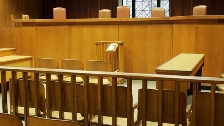 Ξεκίνησε η δίκη για τη σπείρα που ξάφριζε σπίτια  στην Αττική – Ανάμεσα στους κατηγορούμενους και γνωστός επιχειρηματίας