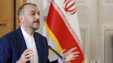 Ιρανός ΥΠΕΞ: «Οι ένοπλες οργανώσεις στον Λίβανο και την Παλαιστίνη είναι “με το δάχτυλο στη σκανδάλη”»