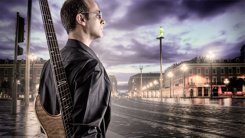 Ο Ed Far και οι Liquid Luck στο Γυάλινο Up Stage