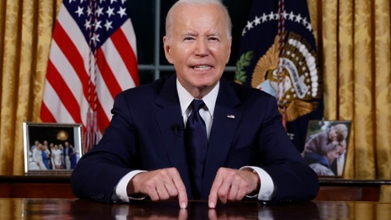 Ο Μπάιντεν διαμηνύει πως είναι έτοιμος να διατάξει «περαιτέρω δράση» μετά τις επιθέσεις οργανώσεων προσκείμενων στο Ιράν