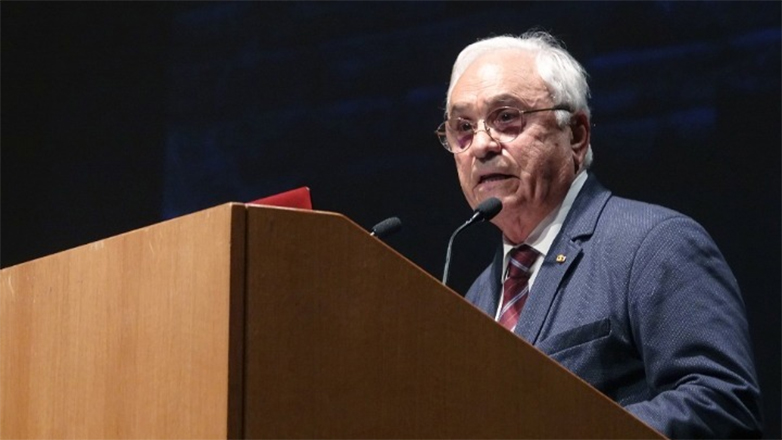 Πέτρος Θέμελης: Την Τετάρτη στην Αθήνα η νεκρώσιμος ακολουθία και την Πέμπτη στην Αρχαία Μεσσήνη η κηδεία