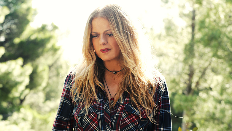 «Γυναίκα»: Νέο τραγούδι από την Ελένη Τσαλιγόπουλου