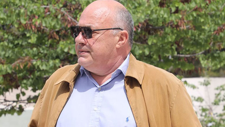 Αχιλλέας Μπέος: Αδιανόητη λεκτική επίθεση κατά γυναίκας δημοσιογράφου – «Μια φορά τον μήνα κάνεις μπάνιο μωρή»