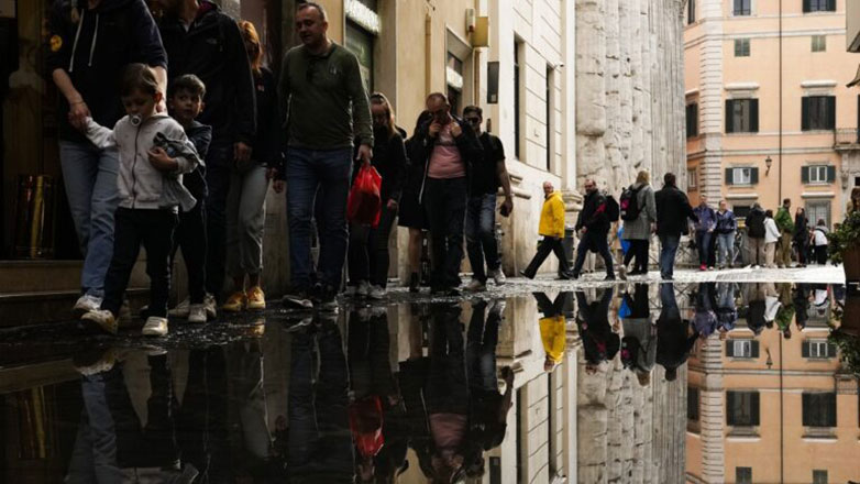 Ιταλία: Καταιγίδα έπληξε το Μιλάνο τα ξημερώματα της Τρίτης