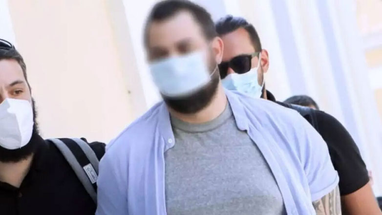 Ο γνωστός παίκτης ριάλιτι στο Εφετείο: «Έχω βγάλει μέχρι και 18 χιλιάδες ευρώ από συνοδεία ανδρών »