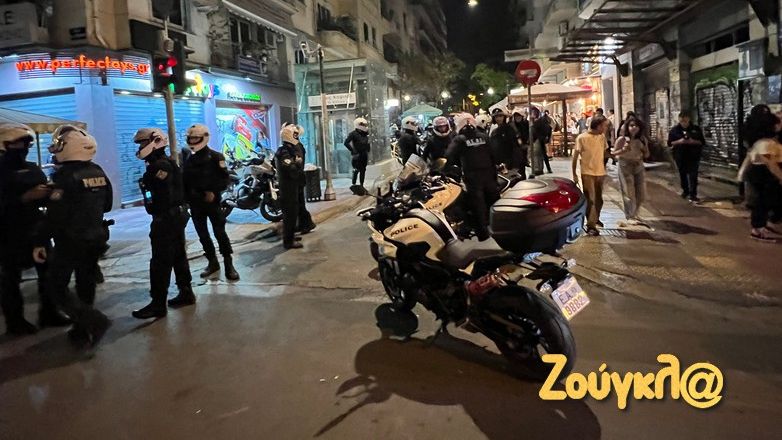 Επεισόδια στην πλατεία Βικτωρίας μεταξύ αντιεξουσιαστών και ομάδας ΔΙ.ΑΣ.