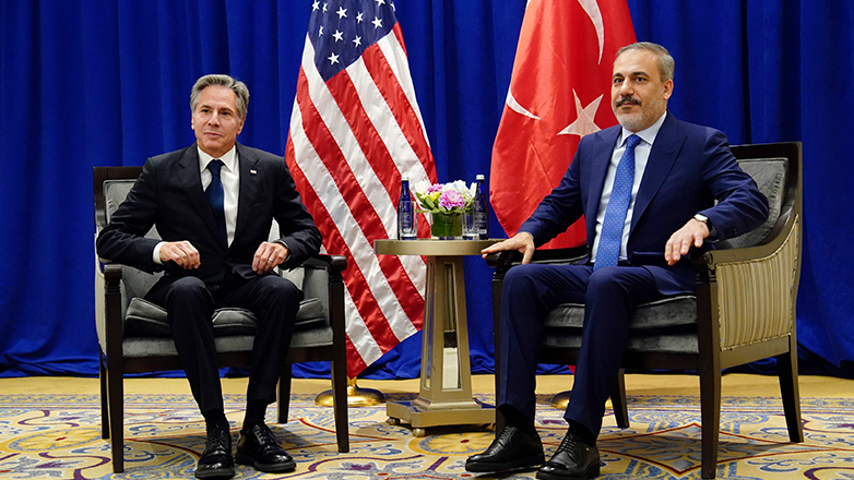 Τηλεφωνική επικοινωνία Μπλίνκεν – Φιντάν για τη Συρία