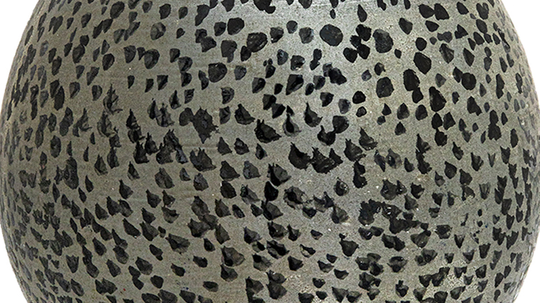 «Ελένη Βερναδάκη – Κεραμικά»: Δημοπρασία και έκθεση αφιερωμένη στην κορυφαία κεραμοπλάστρια