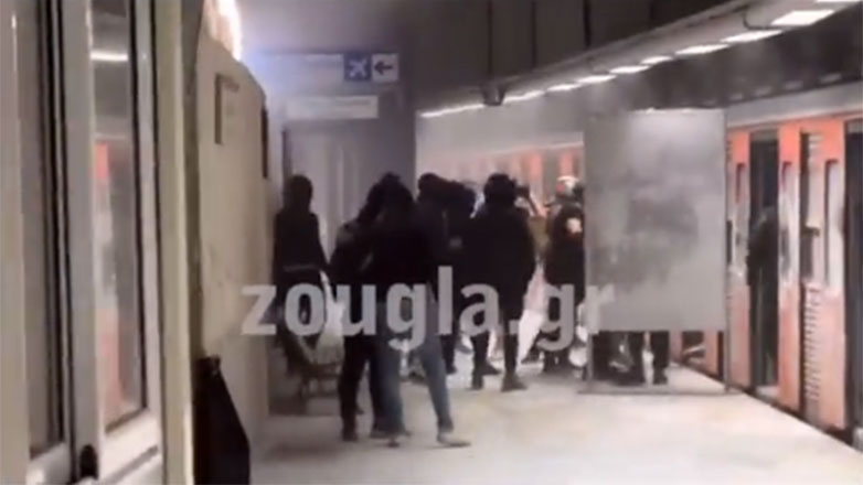 Μοναστηράκι: Δείτε το βίντεο με τα βίαια επεισόδια – Ερωτήματα για την στάση της αστυνομίας