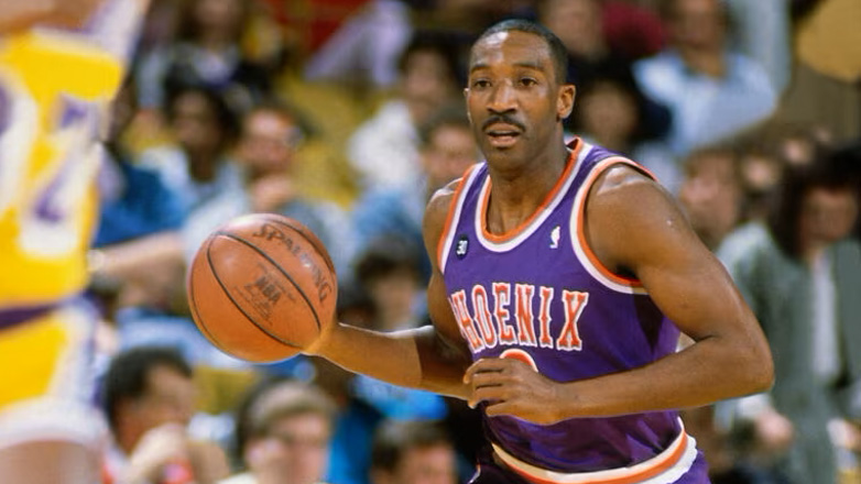 Απεβίωσε ο σπουδαίος σκόρερ των Σανς, Γουόλτερ Ντέιβις