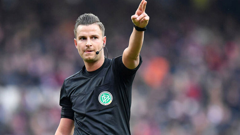 Ο Ντάνιελ Σλάγκερ σφυρίζει στο Ολυμπιακός-ΠΑΟΚ