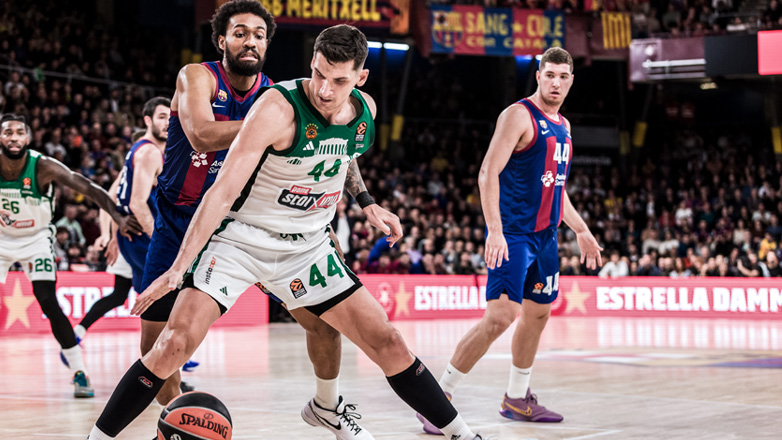 Γλίτωσε τη συντριβή στο τέλος ο Παναθηναϊκός, ηττήθηκε 80-72 από την Μπαρτσελόνα