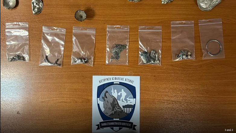 Συνελήφθησαν διαρρήκτες – ταχυδακτυλουργοί που δρούσαν σε όλη τη χώρα