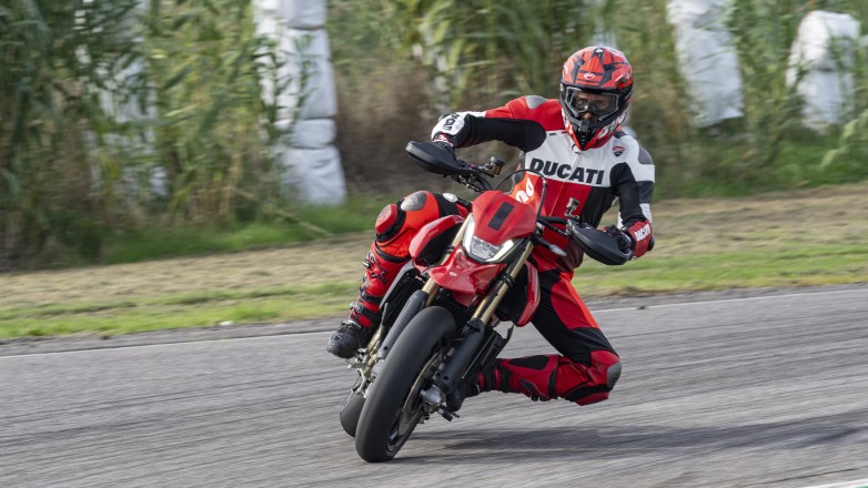 Νέα Ducati Hypermotard 698 Mono