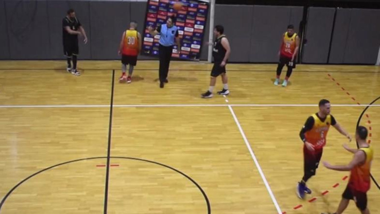 Πέταξε την μπάλα στο κεφάλι διαιτητή και αποβλήθηκε ο Νίκος Παππάς!