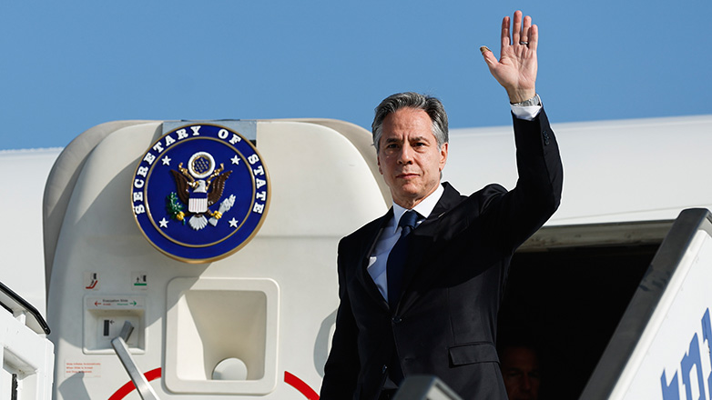 Πληροφορίες ότι το αεροσκάφος του Μπλίνκεν έκανε στάση στα Χανιά