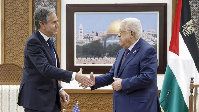 Αιφνιδιαστική επίσκεψη Μπλίνκεν στη Δυτική Όχθη – Συνάντηση με τον Αμπάς