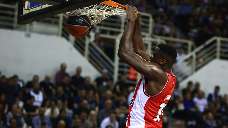 Νίκη με την υπογραφή Φαλ για τον Ολυμπιακό, 77-63 τον ΠΑΟΚ στην Πυλαία!