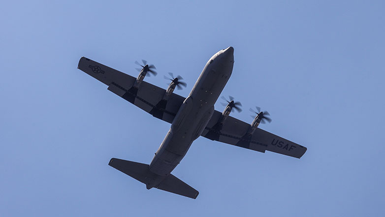 Προσγειώθηκε στην Αίγυπτο το ελληνικό C-130 με ανθρωπιστική βοήθεια στη Γάζα