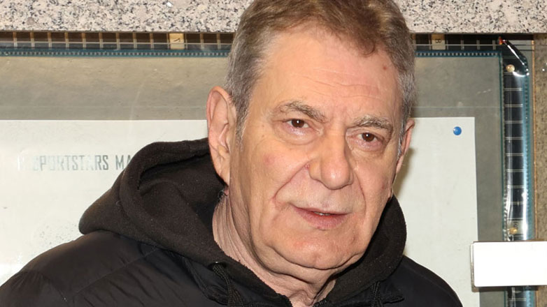 Άγγελος Διονυσίου: Συγκλονίζει μιλώντας για τη σύλληψη του πατέρα του, Στράτου Διονυσίου – «Ήμουν εκεί»