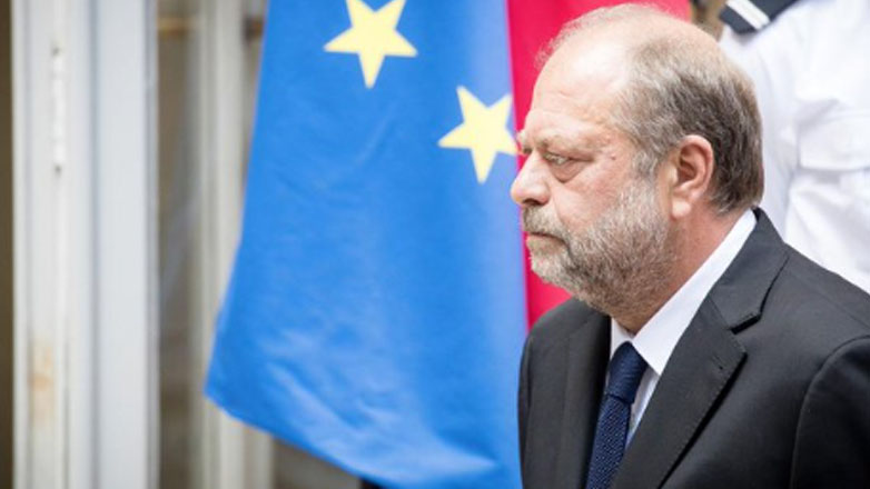 Γαλλία: Αρχίζει η δίκη του υπουργού Δικαιοσύνης Ντυπόν-Μορετί για σύγκρουση συμφερόντων