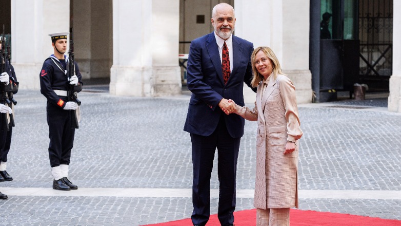 Τζόρτζια Μελόνι: «Πρόκειται για συμφωνία που βασίζεται σε ισχυρό ευρωπαϊκό πνεύμα»