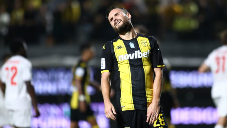 Άρης: Εκτίει με ΑΕΚ ο Βερστράτε