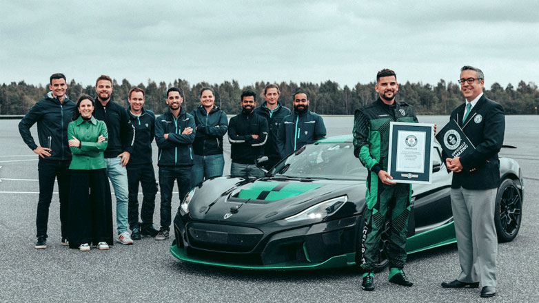 Η Rimac Nevera έσπασε το ρεκόρ Guinness με την όπισθεν!