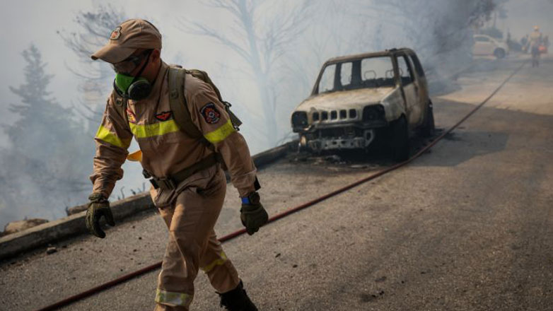 Πορεία διαμαρτυρίας από τους εποχικούς πυροσβέστες την Πέμπτη 9/11