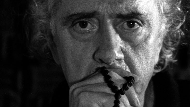 Νίκος Μαμαγκάκης – «Κέντρο Διερχομένων και άλλες ιστορίες» στη Μουσική Σκηνή Σφίγγα