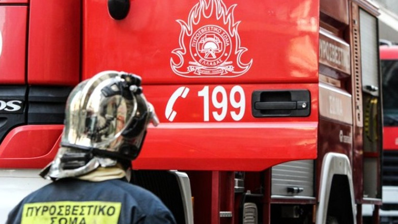 Βέροια: Στις φλόγες υπνοδωμάτιο διαμερίσματος